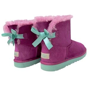Ugg Women’s Bailey Bow Pink and Blue Size 5